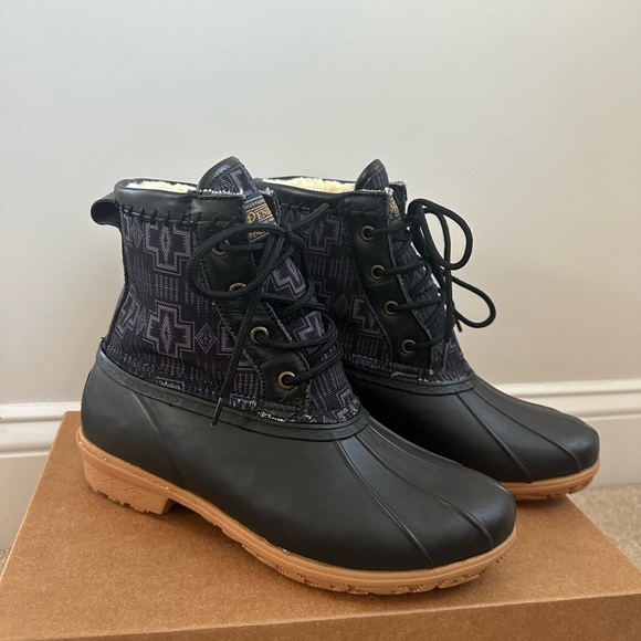 Pendleton Woolen Mills Duck Boots Sherpa Lined Womens Size 8 - Picture 1 of 6
